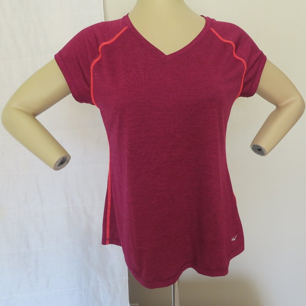 EVERLAST  RED WORKOUT SHIRT